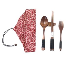 Environmental Wood Spoon Chopsticks Cutlery Set with Cloth Carry Bag Red