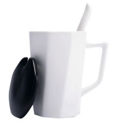 Creative Simple High-capacity Ceramic Cup, White And Black Cover
